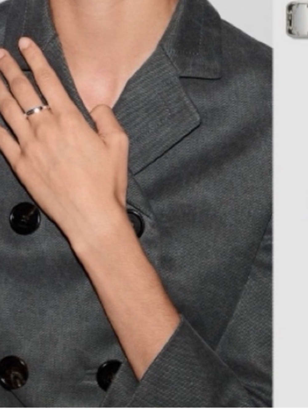 Gucci Silver Signature GG Ring - Picture 7 of 7